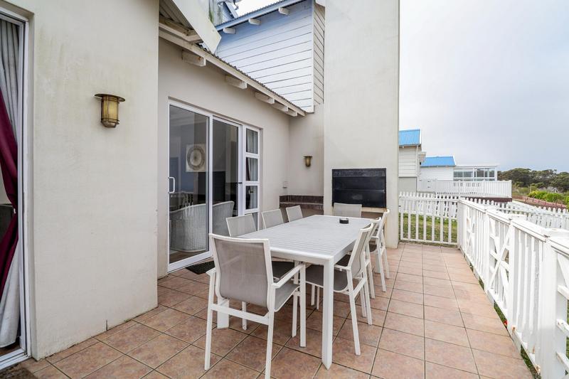 To Let 4 Bedroom Property for Rent in Pinnacle Point Golf Estate Western Cape